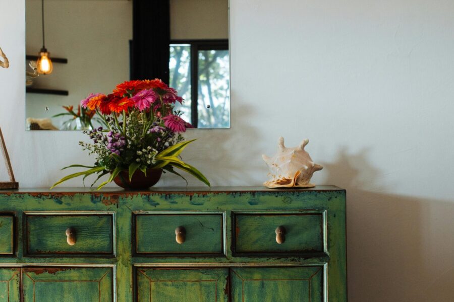gallery-item